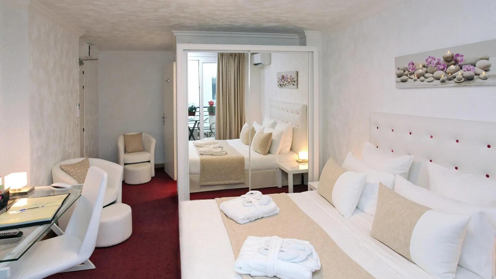 Hotel Palm Beach Канны