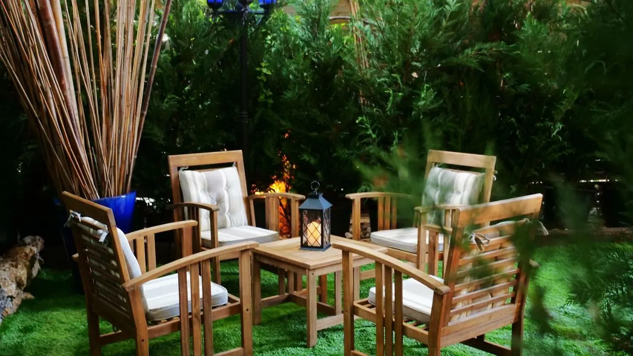 Hotel Palm Beach Канны